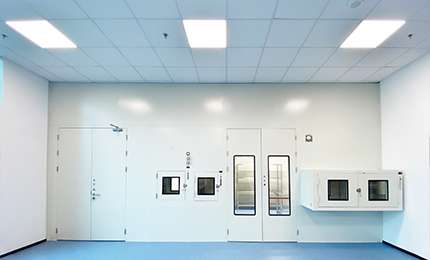 غرفة الصيدلة النظيفة: دليل كامل للتركيب الآمن والمتوافق